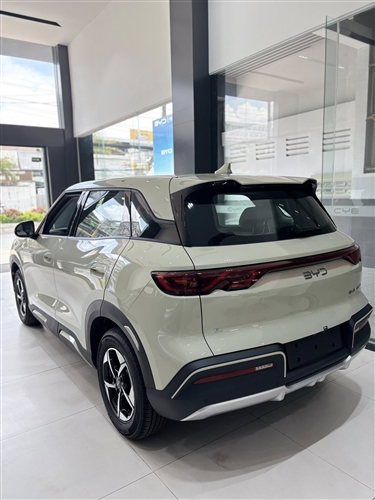 Doanh số bán xe điện trên toàn cầu tăng 24% trong tháng 6